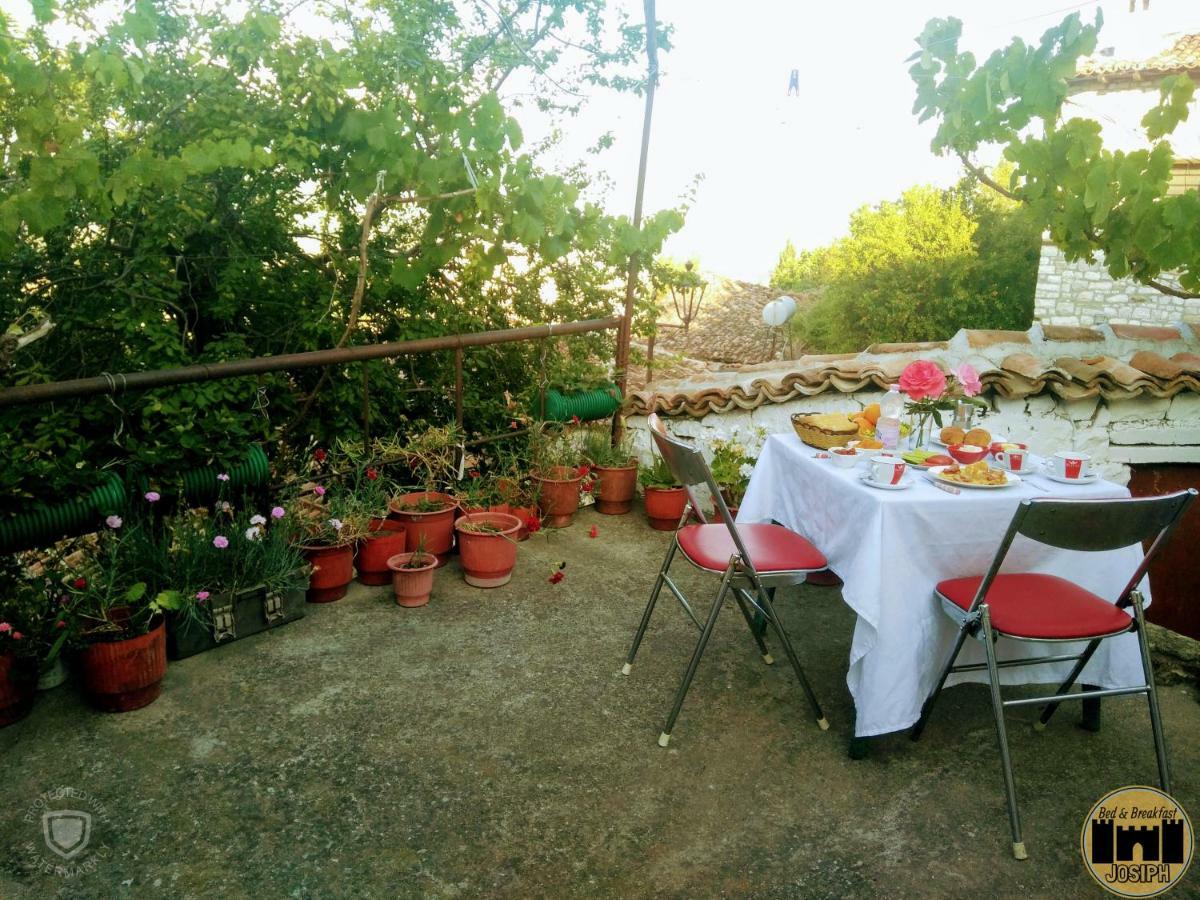 Bed & Breakfast Josiph Berat Ngoại thất bức ảnh